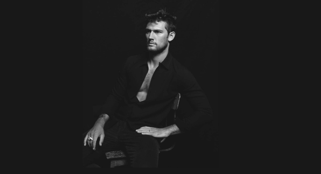 Alex Pettyfer